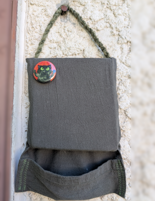BUTTON BOARD